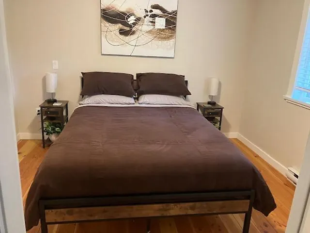 Cobble Hill Cottage